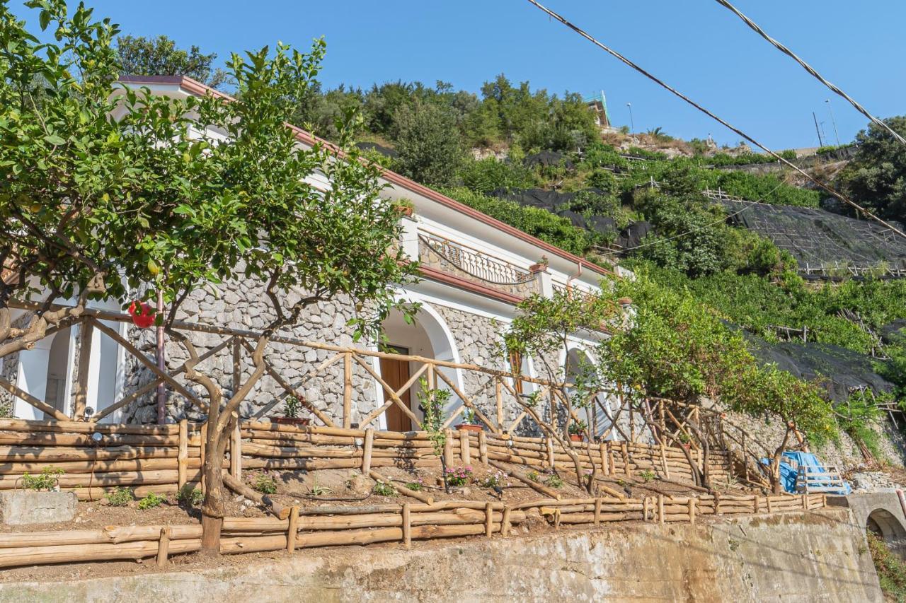 Tra Sole E Limoni Apartments ترامونتي المظهر الخارجي الصورة
